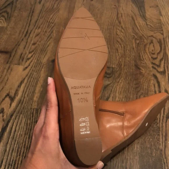 AQUATALIA Palmer women pointed ankle hidden wedge boots color tan FITS LIKE sz 9 - Picture 6 of 14